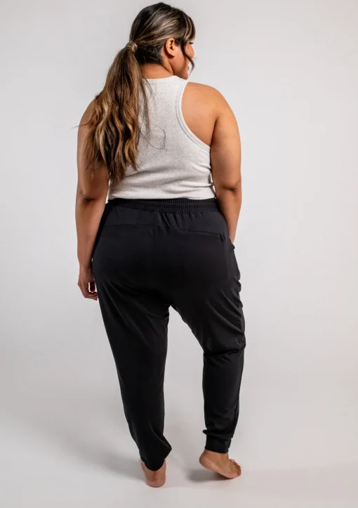 TomboyX Cozy Luxe Fitted Jogger - Black Best